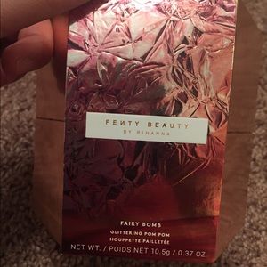 Fenty Beauty Pom Pom💋